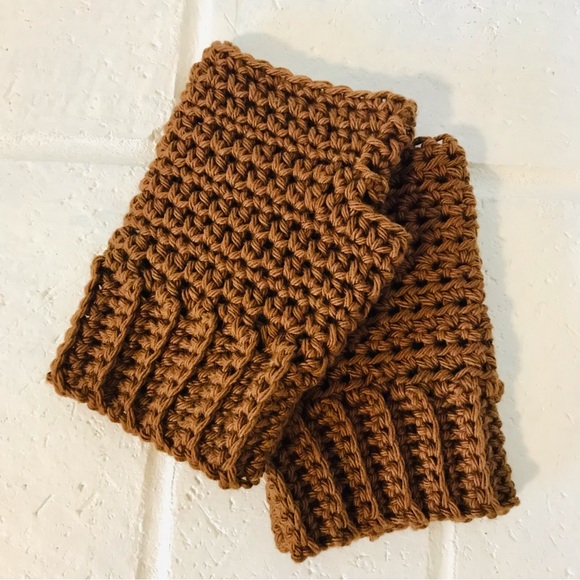 Crochet Fingerless Gloves - Picture 4 of 5
